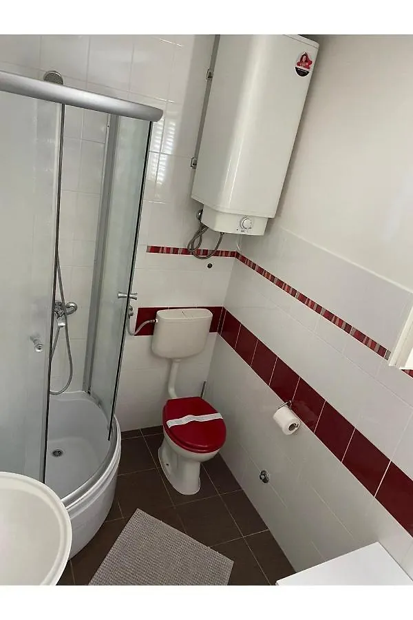 Apartment Nuka - One Bedroom Apartment With Terrace Vir